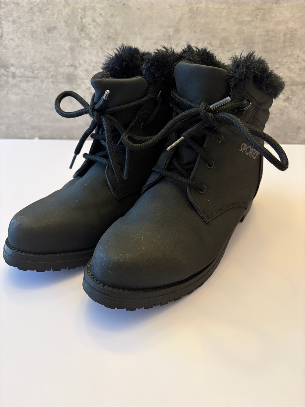 Sporto women’s size 8 Black Lace-Up Faux-Fur Collar Ankle Boots